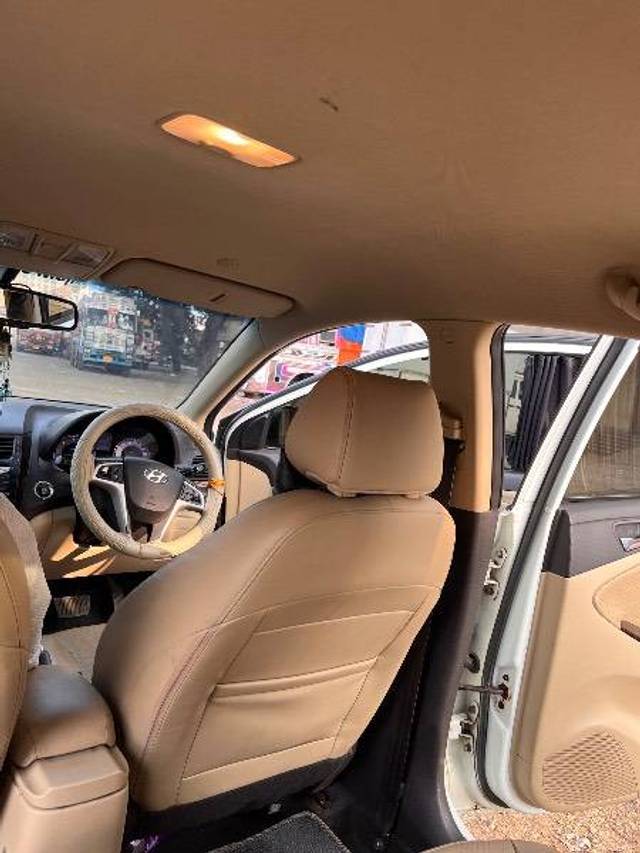 https://images10.gaadi.com/usedcar_image/4377169/original/077853e38900a588f4ccc64211931a23.jpeg?imwidth=6402