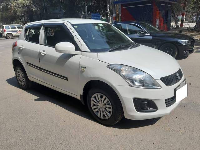 https://images10.gaadi.com/usedcar_image/4377189/original/processed_09d2c2664229e4129964af379184f072.jpg?imwidth=6400