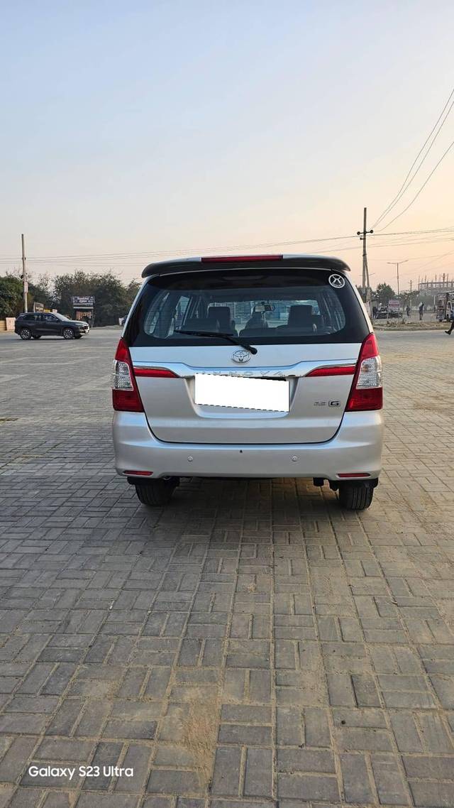 https://images10.gaadi.com/usedcar_image/4377223/original/processed_b5acb744bfd9485e54af4d170722c3cc.jpeg?imwidth=6402