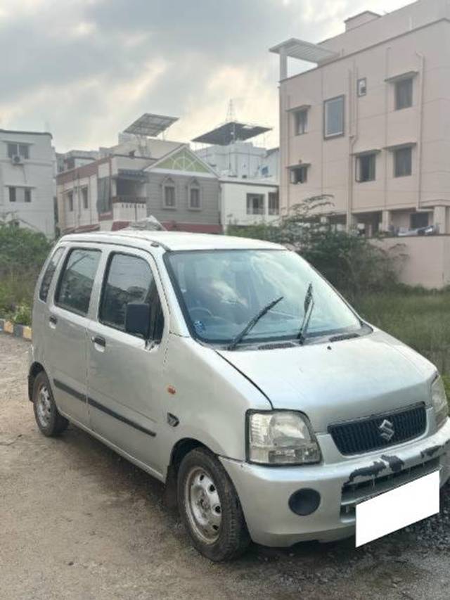 https://images10.gaadi.com/usedcar_image/4377241/original/processed_a1daa709-3268-456e-b007-a269f01c3389.jpeg?imwidth=6400