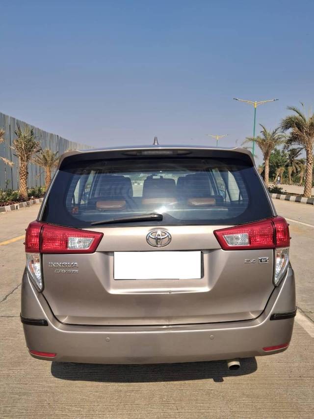 https://images10.gaadi.com/usedcar_image/4377253/original/processed_dfee749bd5baa0900ac3df6583ec44d5.jpg?imwidth=6402