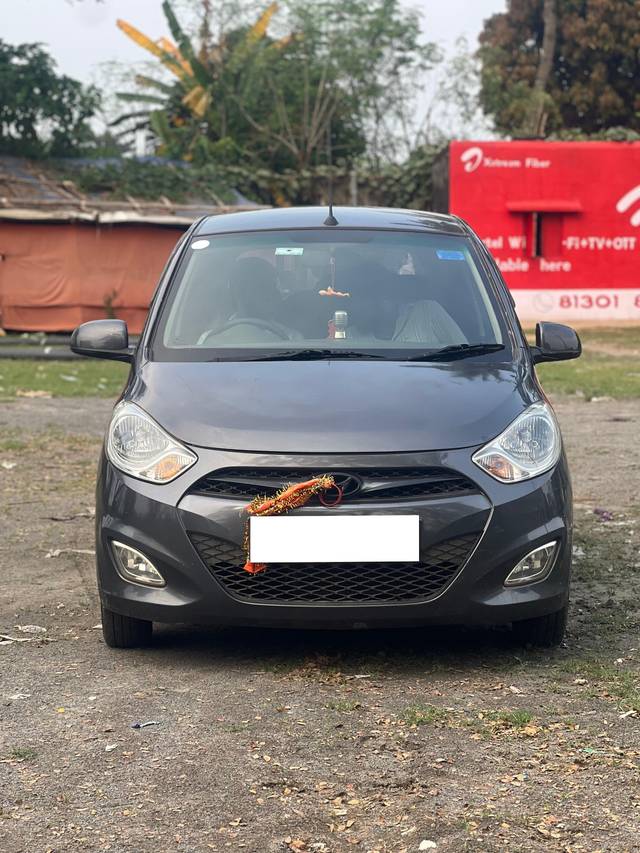 https://images10.gaadi.com/usedcar_image/4377275/original/processed_6edc3b90717d743a914c3c71c215a95f.jpg?imwidth=6400