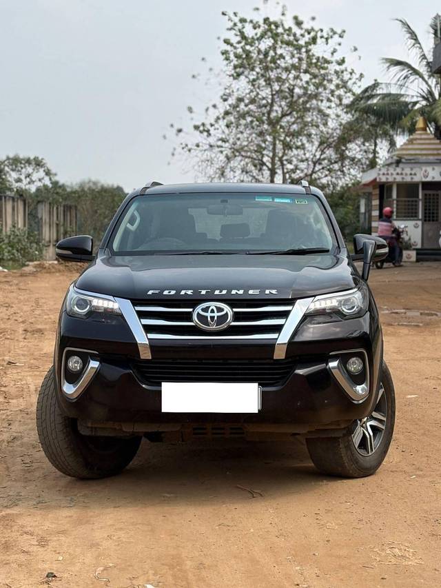 https://images10.gaadi.com/usedcar_image/4377279/original/processed_84898baec654696669218adb7f7af3bd.jpg?imwidth=6400