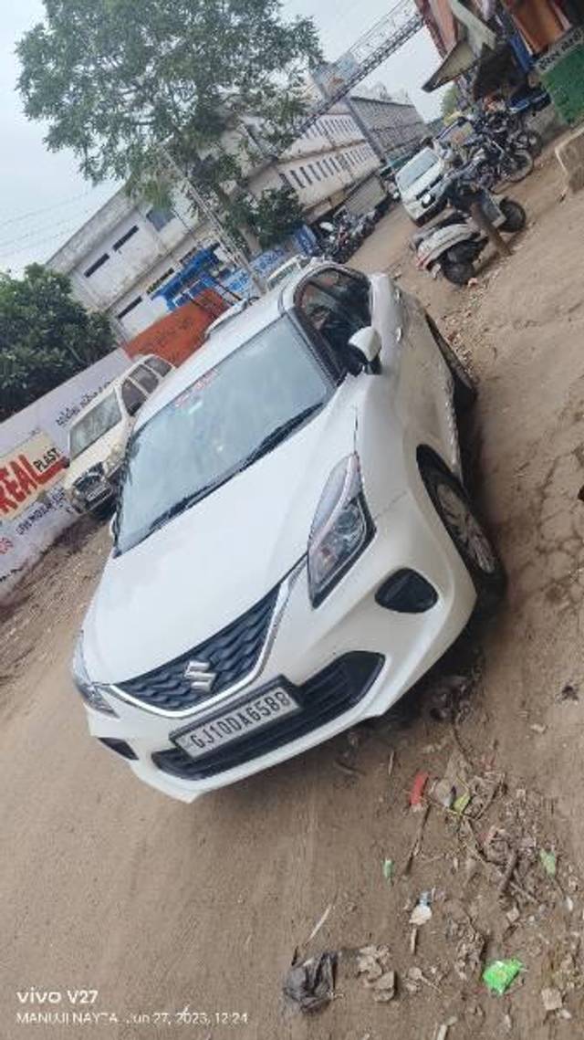 https://images10.gaadi.com/usedcar_image/4377306/original/processed_ee70d3cb-d2ff-4df1-bb4c-bc9d12e27336.jpg?imwidth=6402