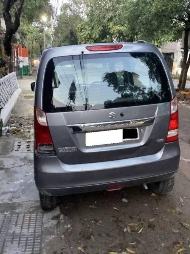 https://images10.gaadi.com/usedcar_image/4377353/original/processed_de04f4bc-83f0-41c2-bbaa-7e12a0ac839e.jpeg?imwidth=6402