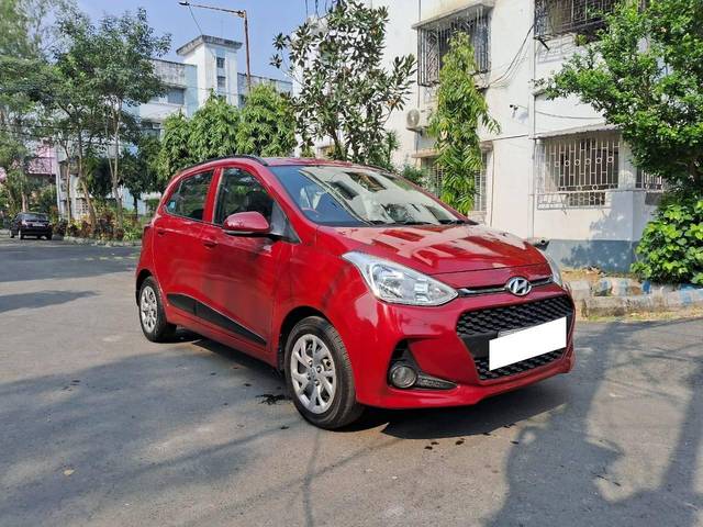 https://images10.gaadi.com/usedcar_image/4377376/original/processed_e5ac865bbc9ce8435f09bc35b9c4af30.jpg?imwidth=6400