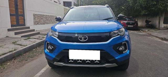 https://images10.gaadi.com/usedcar_image/4377410/original/processed_927e708b4adb8d7b399a472cde17fb87.jpg?imwidth=6400