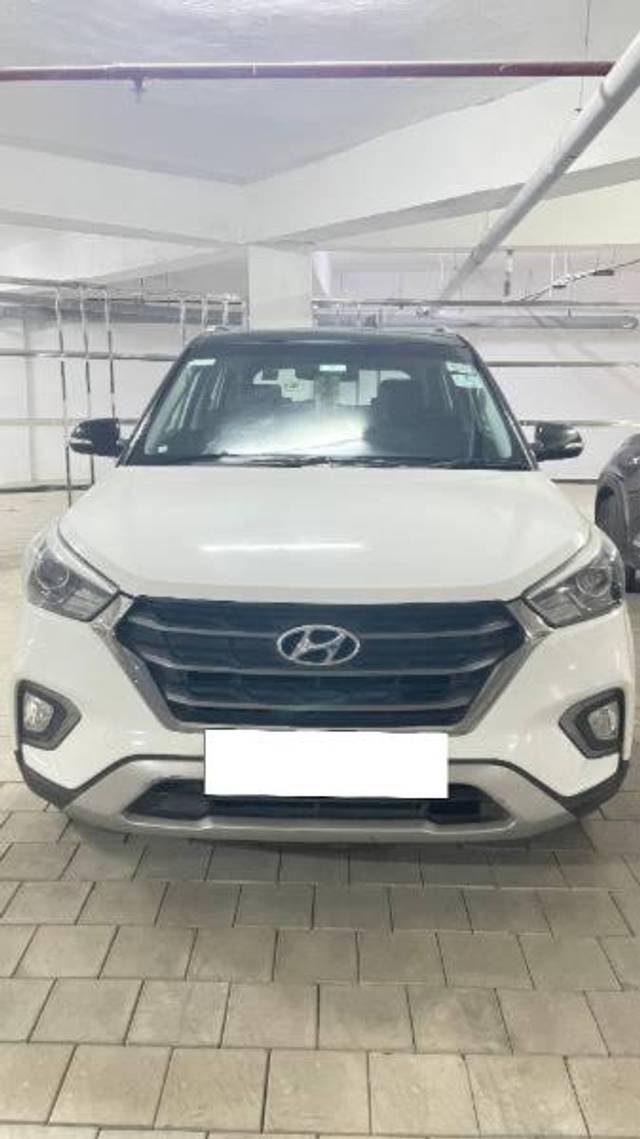 https://images10.gaadi.com/usedcar_image/4377414/original/processed_2ffaec27-6301-4d4e-a05b-795a78b5ffbd.jpg?imwidth=6400