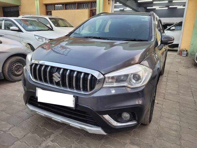 https://images10.gaadi.com/usedcar_image/4377647/original/processed_2e7e80451628090b6ec4fe84f867a46a.jpg?imwidth=6402