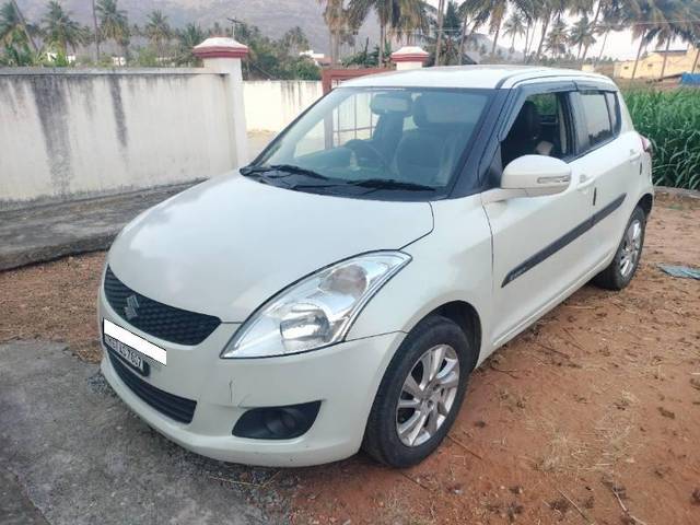 https://images10.gaadi.com/usedcar_image/4377681/original/processed_9df57f26-f54b-4cb2-845e-cb717bbf6b76.jpg?imwidth=6402