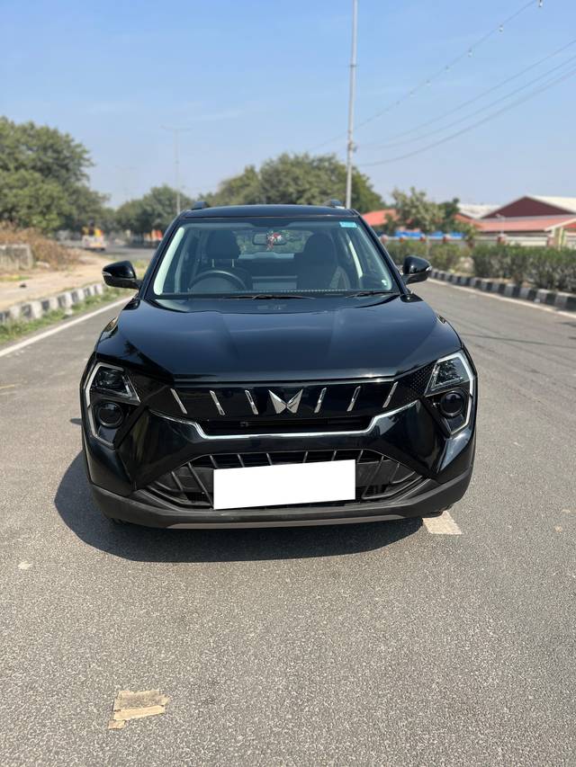 https://images10.gaadi.com/usedcar_image/4377871/original/processed_8f2d7ec01aa0f391acfffde21c9a0680.jpg?imwidth=6402