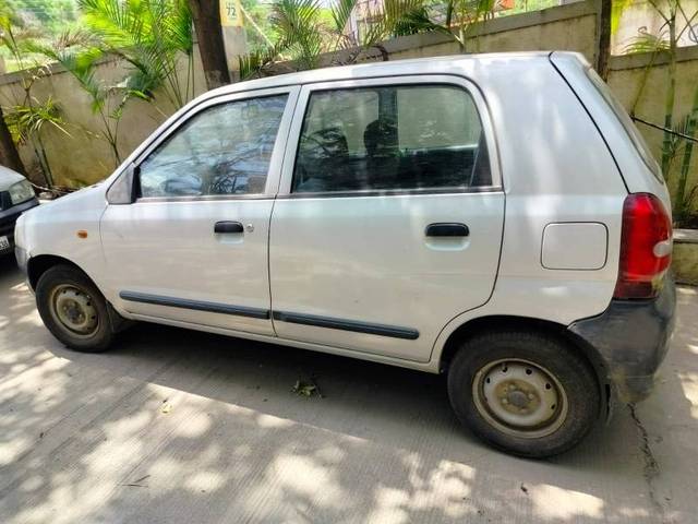 https://images10.gaadi.com/usedcar_image/4377921/original/cd2ce78cb4cd6f160541337296eb66ee.jpg?imwidth=6402