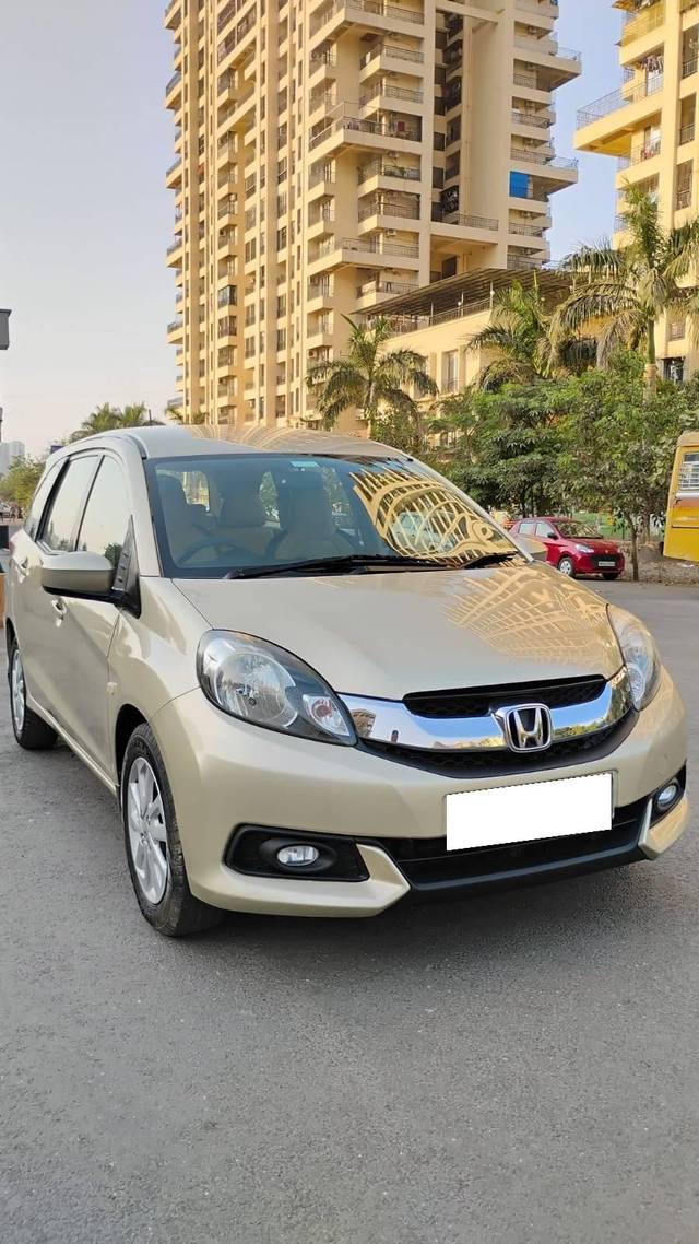 https://images10.gaadi.com/usedcar_image/4377971/original/processed_540863e5032b7bd9d600712eb8fc9aee.jpg?imwidth=6400