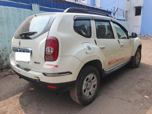 https://images10.gaadi.com/usedcar_image/4377990/original/processed_213ba23d762119ed7dd32930257a9b65.jpg?imwidth=6401