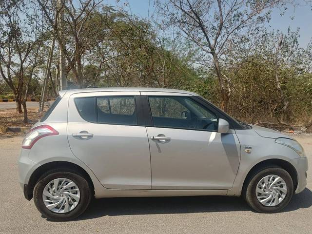 https://images10.gaadi.com/usedcar_image/4378177/original/processed_7a9ac6cab8a034c57397aa745298eb05.jpg?imwidth=6401