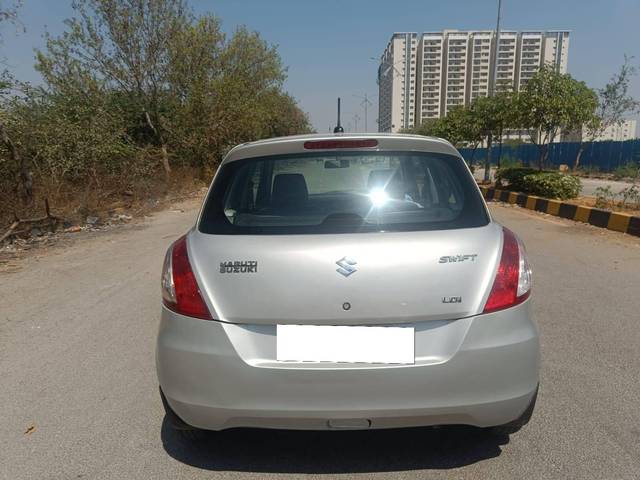 https://images10.gaadi.com/usedcar_image/4378177/original/processed_8a52ce7d0c8385131e2985180d9425aa.jpg?imwidth=6402