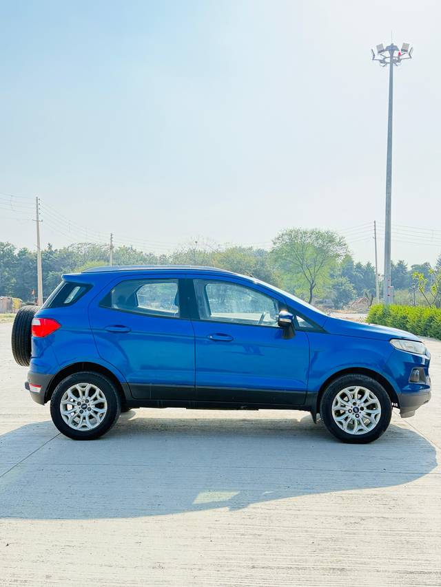 https://images10.gaadi.com/usedcar_image/4378314/original/0a1f69f55aa4e67f5e83e30a47f95ec4.jpg?imwidth=6401