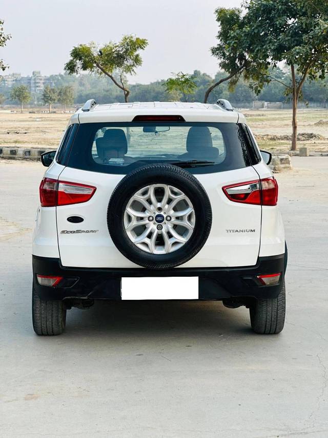 https://images10.gaadi.com/usedcar_image/4378316/original/processed_6af4b9d05ffeb17be1c054158e90b845.jpg?imwidth=6401