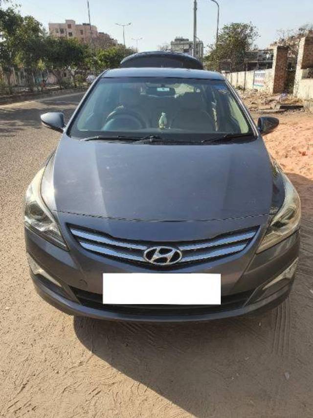 https://images10.gaadi.com/usedcar_image/4378364/original/0a3a2151d17ffff68dc5a60827cce754.jpg?imwidth=6400