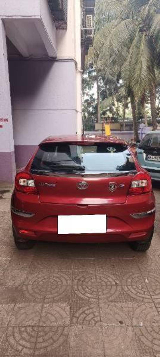 https://images10.gaadi.com/usedcar_image/4378365/original/74b7720b00e325274a732cee8664099c.jpg?imwidth=6402