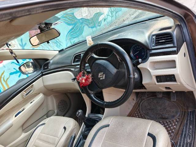 https://images10.gaadi.com/usedcar_image/4378470/original/9d3c5873e31d216dcbb4d445292da674.jpg?imwidth=6402