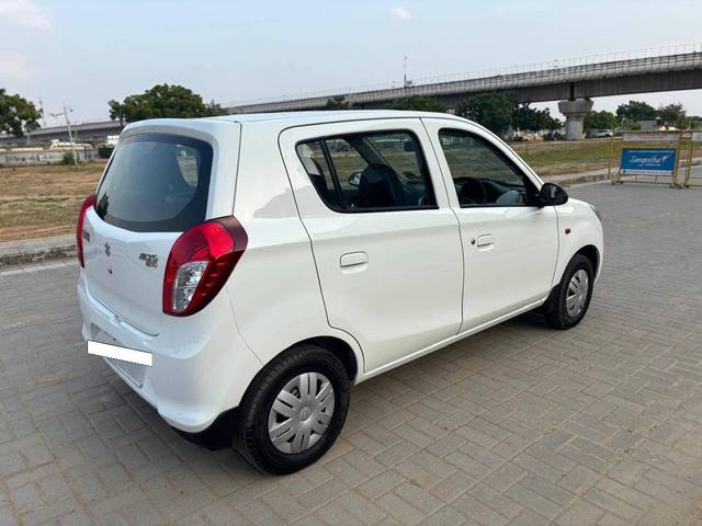 https://images10.gaadi.com/usedcar_image/4378507/original/processed_dfafd27cbb5008f29ca2030577f9c9b8.jpg?imwidth=6402