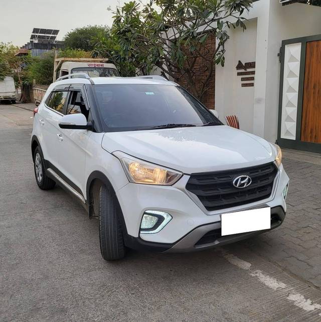 https://images10.gaadi.com/usedcar_image/4378515/original/processed_0de996a72506c0aad7b75c8b45634bcf.jpg?imwidth=6400