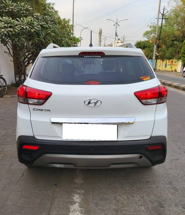 https://images10.gaadi.com/usedcar_image/4378515/original/processed_ebf73473ccbbb15c565087c1221e0e26.jpg?imwidth=6402