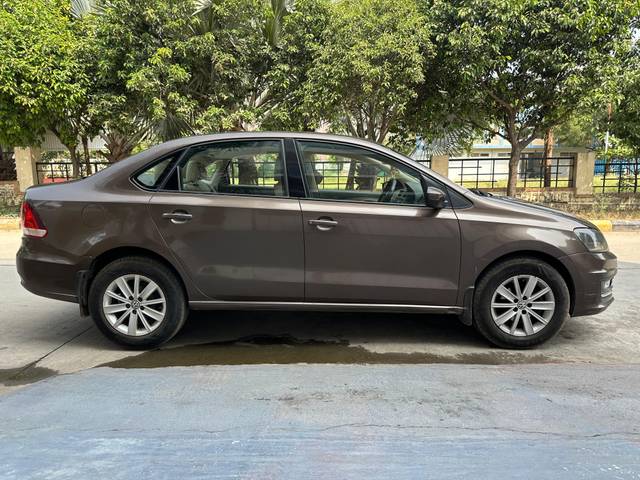 https://images10.gaadi.com/usedcar_image/4378533/original/processed_a3d60280fc6e5edb41a7c0aed2f23dbc.jpg?imwidth=6401