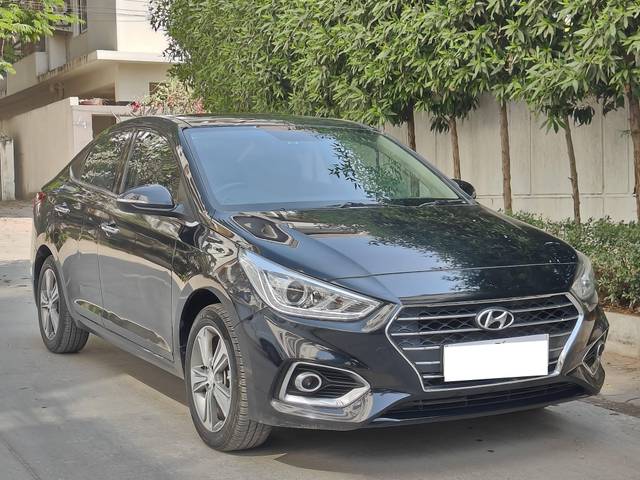 https://images10.gaadi.com/usedcar_image/4378642/original/processed_013dfbcf99a21e865a7d66a3073ea24e.jpg?imwidth=6400