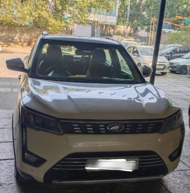 https://images10.gaadi.com/usedcar_image/4378652/original/9631b65159781b32b29ec4c178b07171.jpg?imwidth=6401