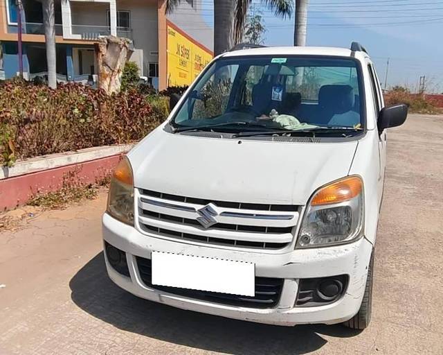 https://images10.gaadi.com/usedcar_image/4378698/original/processed_ccbd68d6-c2c8-4785-b82f-ed9dd4ed4522.jpg?imwidth=6400