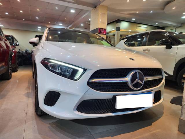 https://images10.gaadi.com/usedcar_image/4378719/original/processed_2a6406f93c2240be7471f20f811a70cf.jpg?imwidth=6400