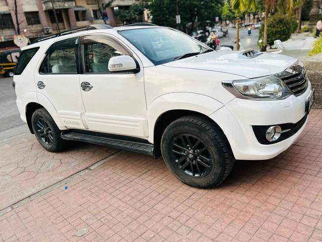 https://images10.gaadi.com/usedcar_image/4378723/original/processed_3ee7dc4283bdd062e2815d52cbca4b4b.jpg?imwidth=6400