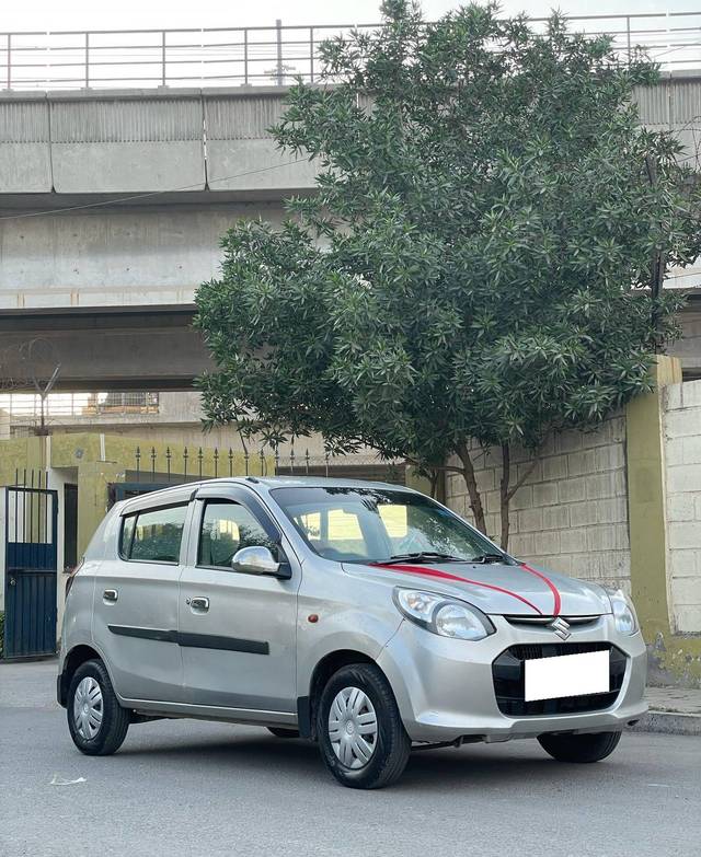 https://images10.gaadi.com/usedcar_image/4378726/original/processed_104c3f3429e2c8553d67e7c1c160a294.jpg?imwidth=6400