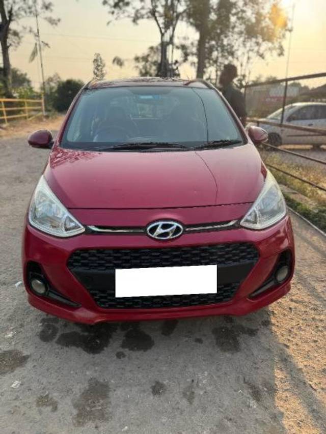 https://images10.gaadi.com/usedcar_image/4378943/original/processed_d4c689bb-d7ef-4c96-8253-d463224383c9.jpg?imwidth=6400