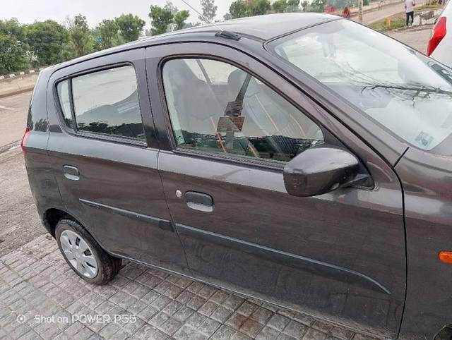 https://images10.gaadi.com/usedcar_image/4378974/original/processed_cf3e133d-f82c-46f9-a78d-63ba8ca22d0d.jpg?imwidth=6401