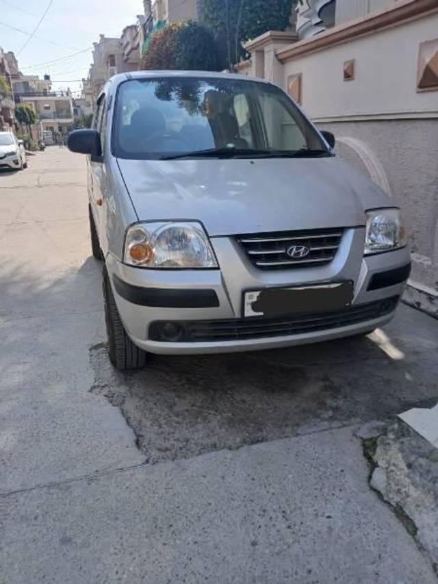 https://images10.gaadi.com/usedcar_image/4378977/original/processed_baad4a0a-636b-4846-a694-87250017129c.jpg?imwidth=6400