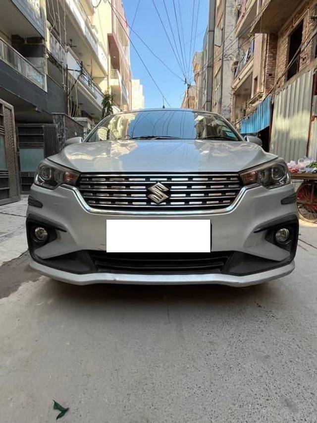 https://images10.gaadi.com/usedcar_image/4379079/original/processed_6beb781080c438cb6d636c58de40a5f2.jpg?imwidth=6400