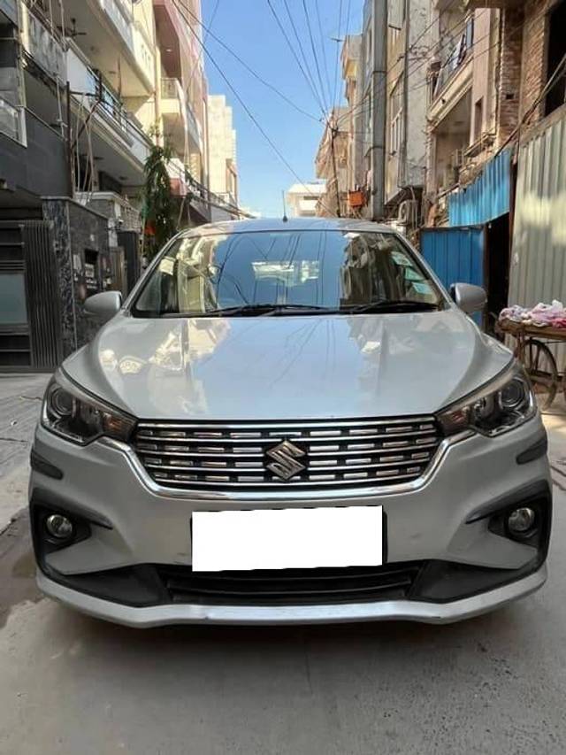 https://images10.gaadi.com/usedcar_image/4379079/original/processed_893241b83f4773ce05268643efa3ede8.jpg?imwidth=6401