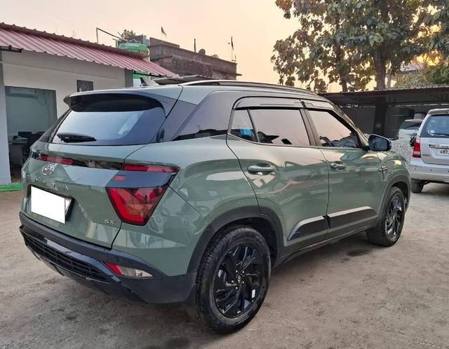 https://images10.gaadi.com/usedcar_image/4379119/original/processed_f10d5f1760c1ab452b9203e7889f5b09.jpg?imwidth=6402