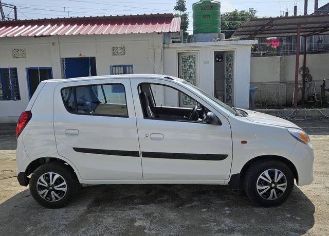 https://images10.gaadi.com/usedcar_image/4379135/original/processed_7ed8786806610fb7e9d01a1328931ac2.jpeg?imwidth=6401