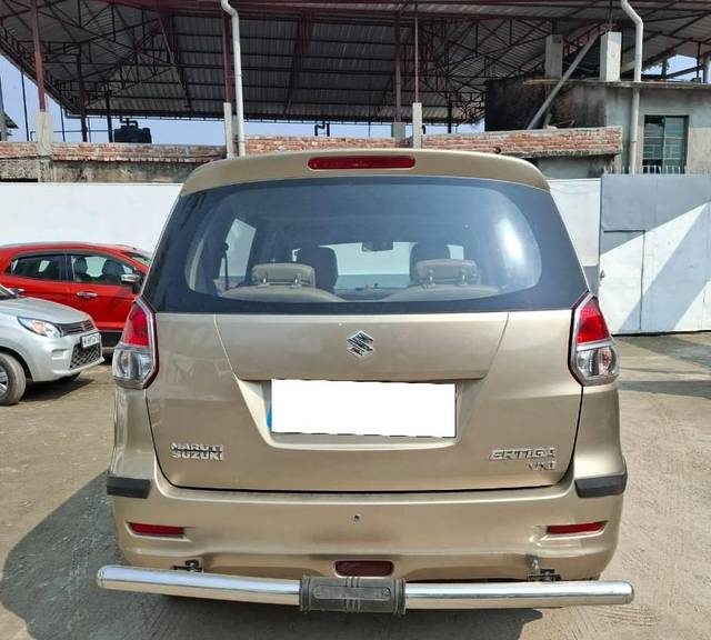 https://images10.gaadi.com/usedcar_image/4379155/original/processed_a54775ce76a3cf668bf2ef74b044ee5e.jpg?imwidth=6402