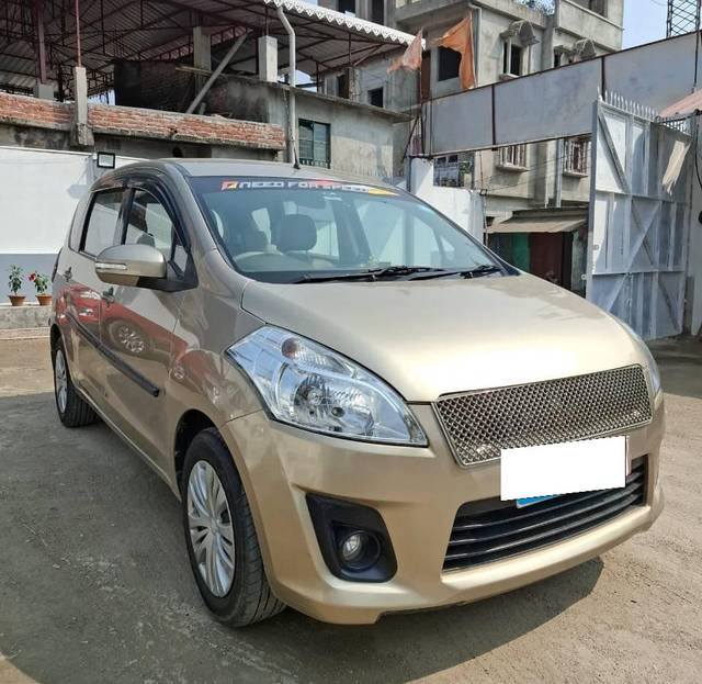 https://images10.gaadi.com/usedcar_image/4379155/original/processed_ce571dd655e7406a36acb81147dc592a.jpg?imwidth=6400