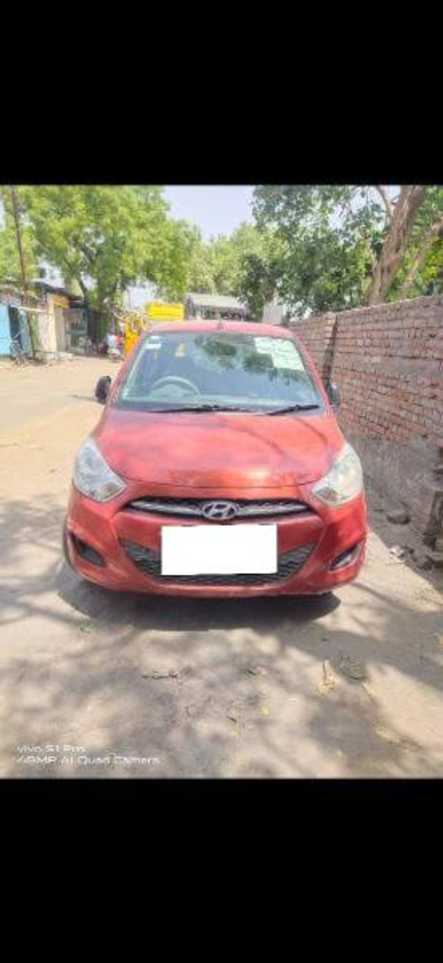 https://images10.gaadi.com/usedcar_image/4379165/original/processed_606b0fba-1a16-4971-9590-1fa27f6772bf.jpg?imwidth=6402