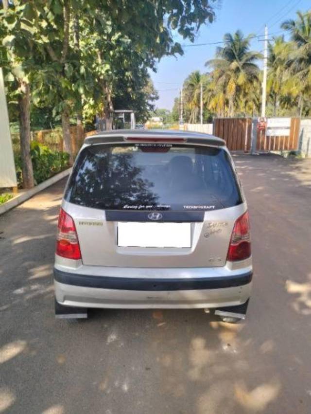 https://images10.gaadi.com/usedcar_image/4379187/original/processed_730ae04d-c88d-464c-ab18-0d6f9573e852.jpg?imwidth=6401