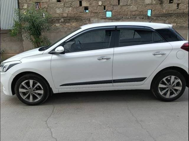 https://images10.gaadi.com/usedcar_image/4379232/original/6c1db00487cda980f7d39bf84f0ad72b.jpg?imwidth=6401