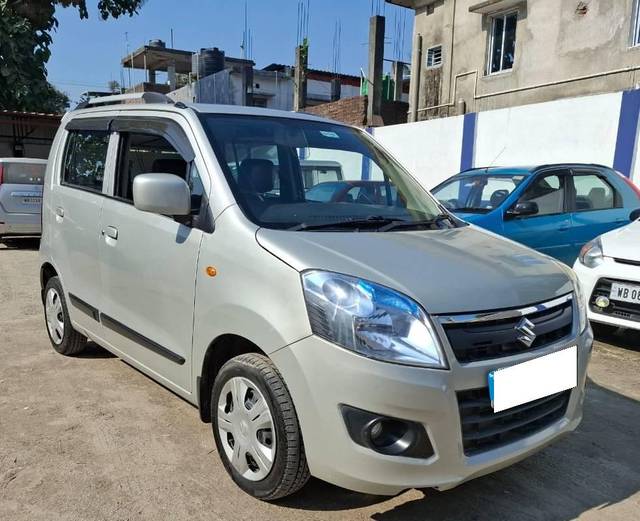 https://images10.gaadi.com/usedcar_image/4379235/original/processed_6af3923f558db085b0ccc4356ce36e9c.jpg?imwidth=6400