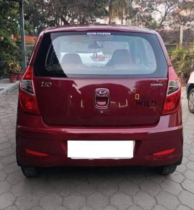 https://images10.gaadi.com/usedcar_image/4379394/original/processed_processed_e5daafb1-b6a7-4089-a849-842728d1328c.jpg?imwidth=6402