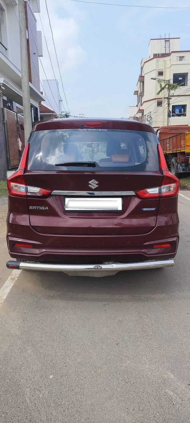 https://images10.gaadi.com/usedcar_image/4379420/original/processed_490844df12132a2c74e7757be38e8e52.jpeg?imwidth=6402